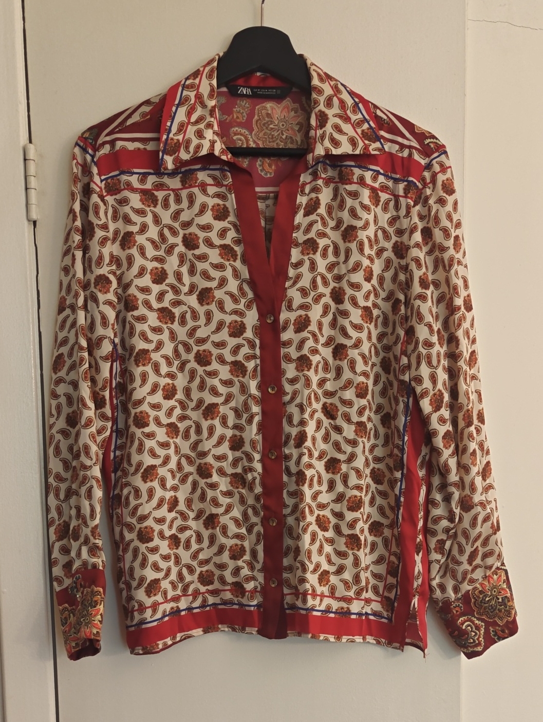 Zara Cream & Red Paisley Satin Button-Down Blouse